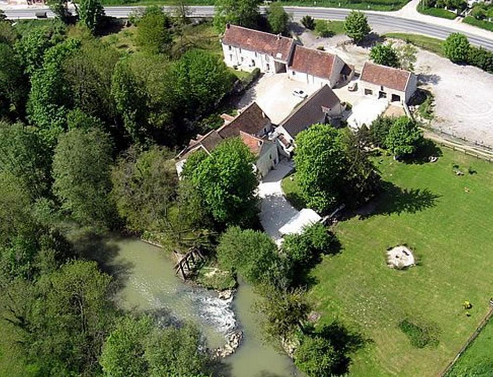 Bed and Breakfast Le Moulin De Pommeuse Экстерьер фото