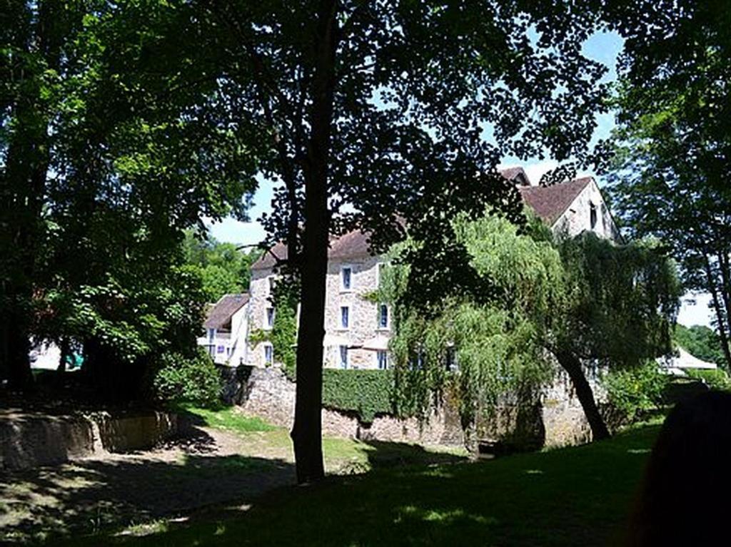 Bed and Breakfast Le Moulin De Pommeuse Экстерьер фото
