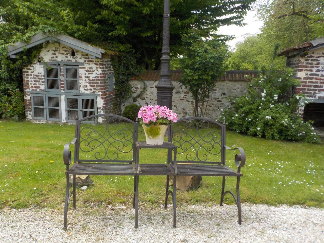 Bed and Breakfast Le Moulin De Pommeuse Экстерьер фото